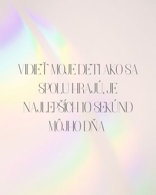 Vidieť ich, ako sa krásne spolu hrajú… tých 10 sekúnd pokoja, než začne boj o hračku. 😅 Poznáte to aj vy? 🙈 🎲 Hra, smiech,...